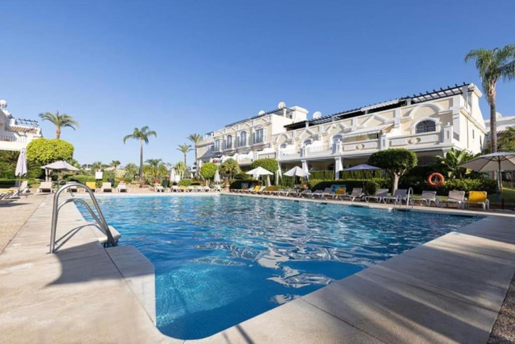 Aloha Gardens In Puerto Banus Apartment Marbella Exterior photo